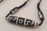 Vintage Himalayan Tibetan 3 Eyes Unique Pattern Agate Bead Pendant Necklace