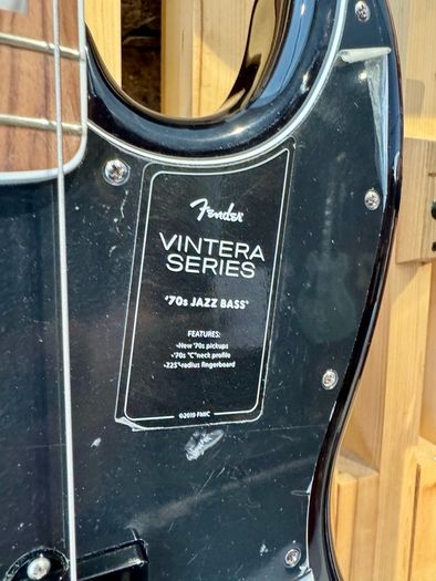 2021 Fender Vintera 70's Jazz Bass - AS NEW