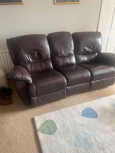 3 seat leather recliner couch