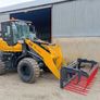 Farm loader/handler/loading shovel Image 5