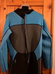 Wetsuit