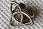 Trinity knot sterling silver vintage ring