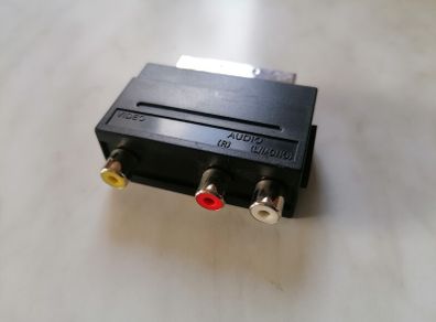 SCART to RCA adapter