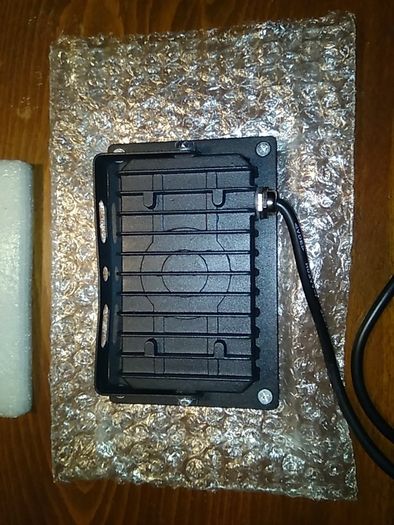 15 watt LED outdoor floodlight 220 V - Cool White