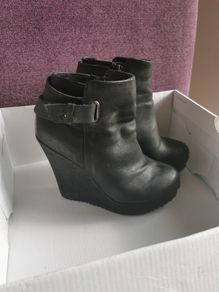 Aldo Boots Size 36