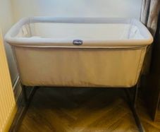 Chicco baby cot - great condition (grey)