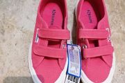 Girls Superga brand new pink runners, size UK 1/ EU 33.
