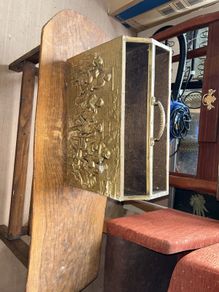 Magazine holder