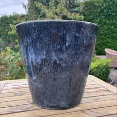 Beautiful heavy ceramic pot