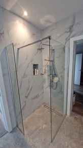 shower screens