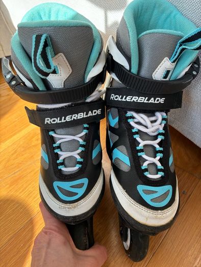 Kid's adjustable Rollerblades