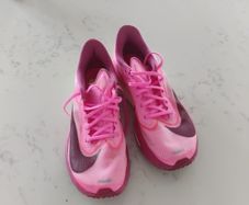 Nike Zoomfly 6 Size 6.5 EU 40.5