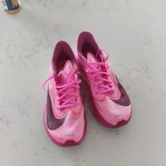Nike Zoomfly 6 Size 6.5 EU 40.5