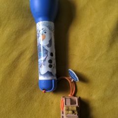 Disney FROZEN OLAF torch with sleigh keychain