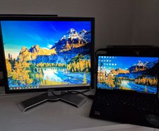 LCD monitor for desktop PC