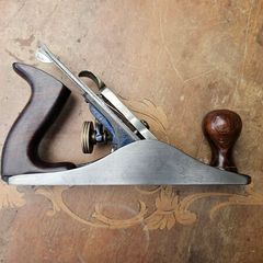 Record 04 plane, rosewood