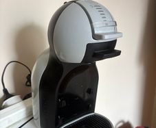 Krups Dolce Gusto (Mini Me)Pod Coffee Machine
