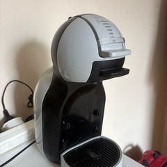 Krups Dolce Gusto (Mini Me)Pod Coffee Machine