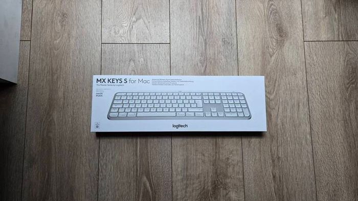 MX Keys S for Mac Advanced Wireless Illuminated Logitech Keyboard.