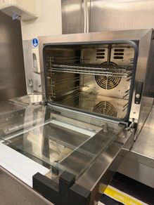 UNOX Arianna 4 Tray Convection Oven