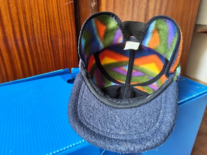Vintage multycoloured beanie hat.