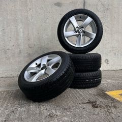 Genuine Volkswagen 16" Alloy Wheels - Like New Tyres