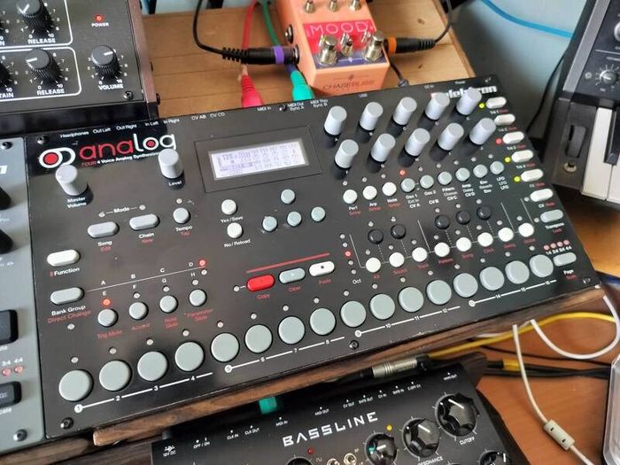 Elektron Analog Four mki 1