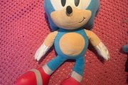 Sonic soft toy