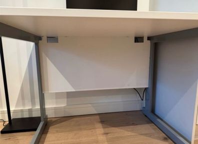 Alpha desk (With a dent on a corner, see photos)