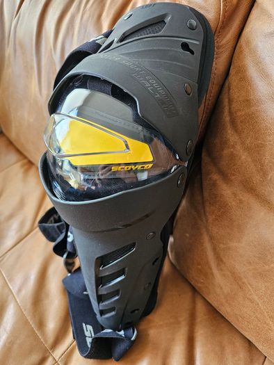 Motorcycle Kneepad SCOYCO K17
