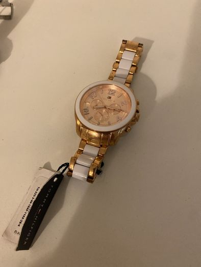 tommy hilfiger watch