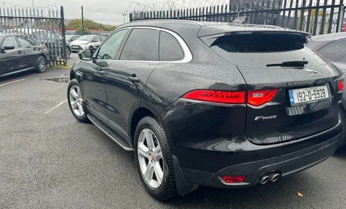192 Jaguar F Pace