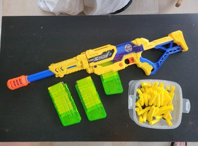 Nerf Max Attack gun with clips x3