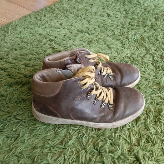 Clarks leather boots size 3G boys