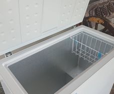 Chest freezer