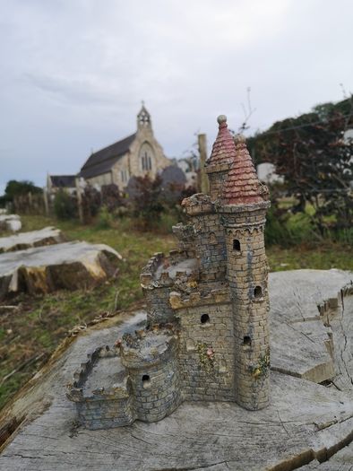 castle handcrafted model, great decoration