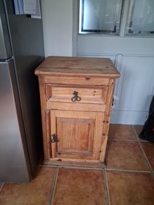 Locker, Mexican pine