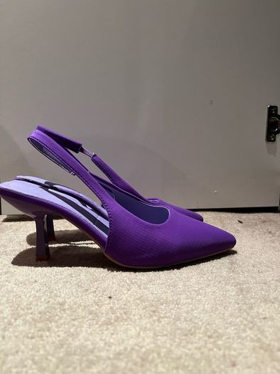 Point Toe Stiletto Heeled Slingback Pumps purple low heels size 7 UK / 40 EU