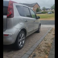 2011 Nissan Note