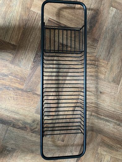 Black extendable bath tray