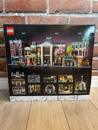 Lego Icons 10326 Natural History Museum Brand New Sealed