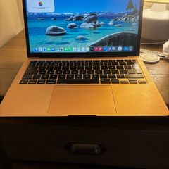 MacBook M1