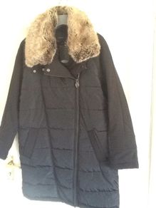 Warm black coat with detachable fur