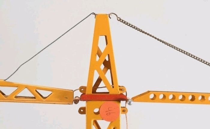 Vintage GAMA crane