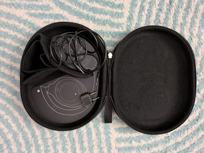 Sony WH-1000X M3 Bluetooth noise cancelling headphone
