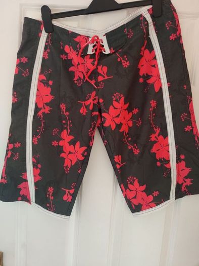 Tog24 ladies Barbados shorts size UK14/16 EU42/44 Postage included