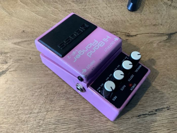 BOSS HF-2 Hi Band Flanger MIT guitar pedal