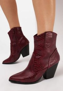 Fabulous Cowgirl Style Boots size 6 - great not only for Luke Combs gig :)