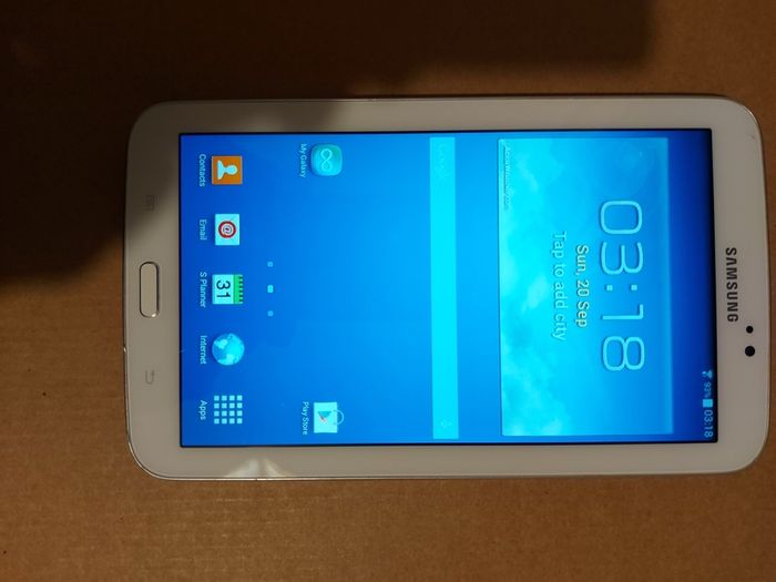 Samsung Galaxy Tab, 7 inch, 8GB, Model SM-T210, in excellent condition