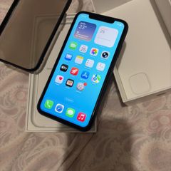 iPhone 11 64gb factory unlocked black
